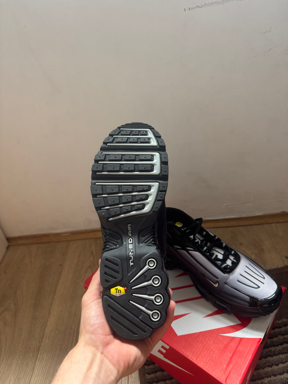 Nike Air max Plus 3 Broj 46 (Odmah Dostupno)