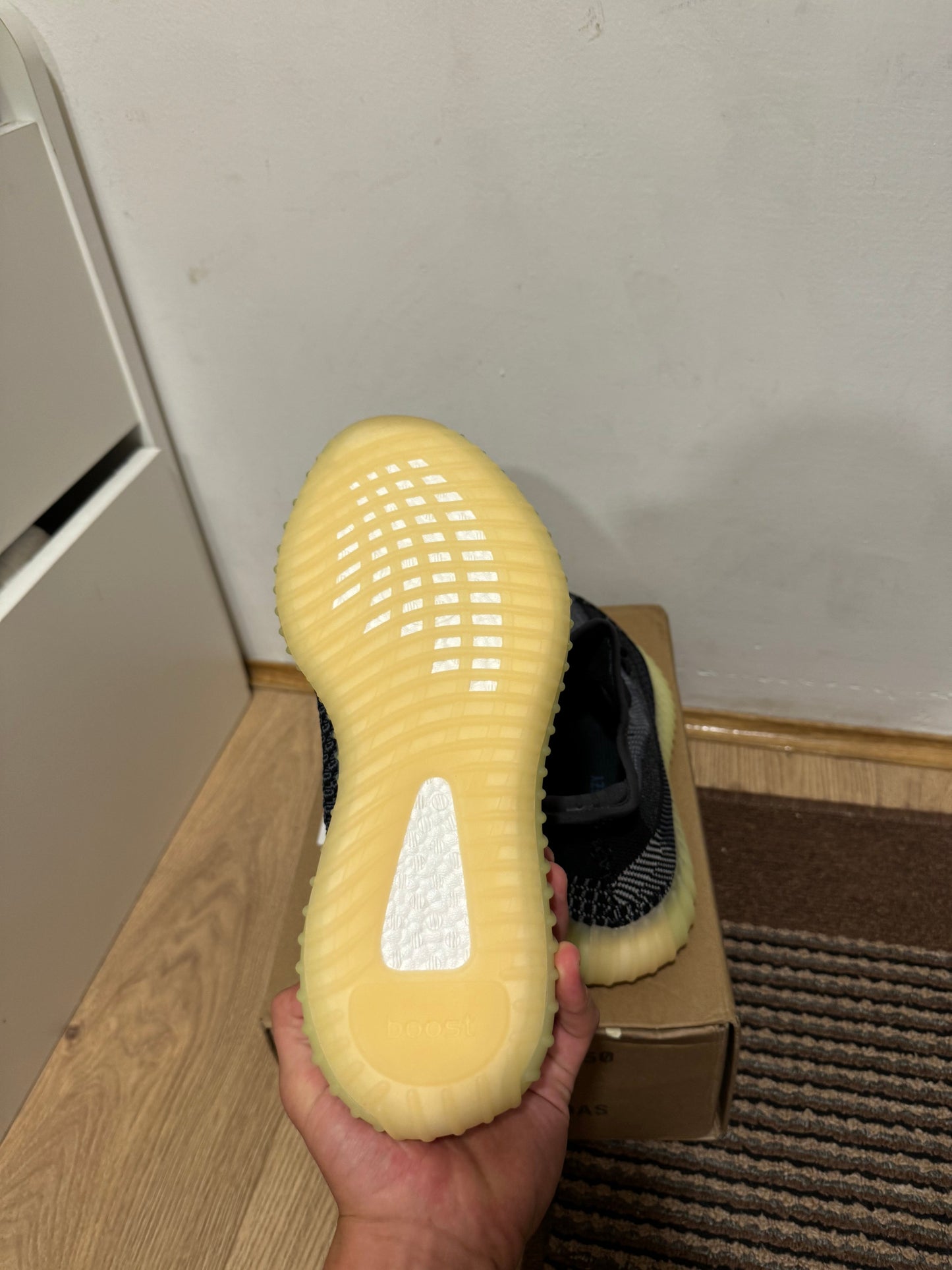 Yeezy 350 Asriel Broj 42,45(Odmah Dostupno)