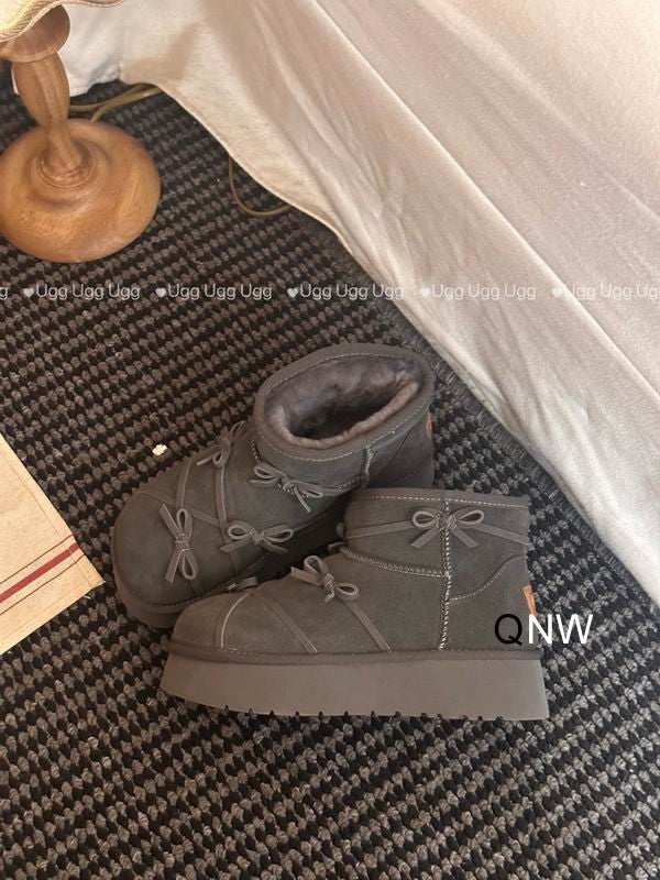 Ugg