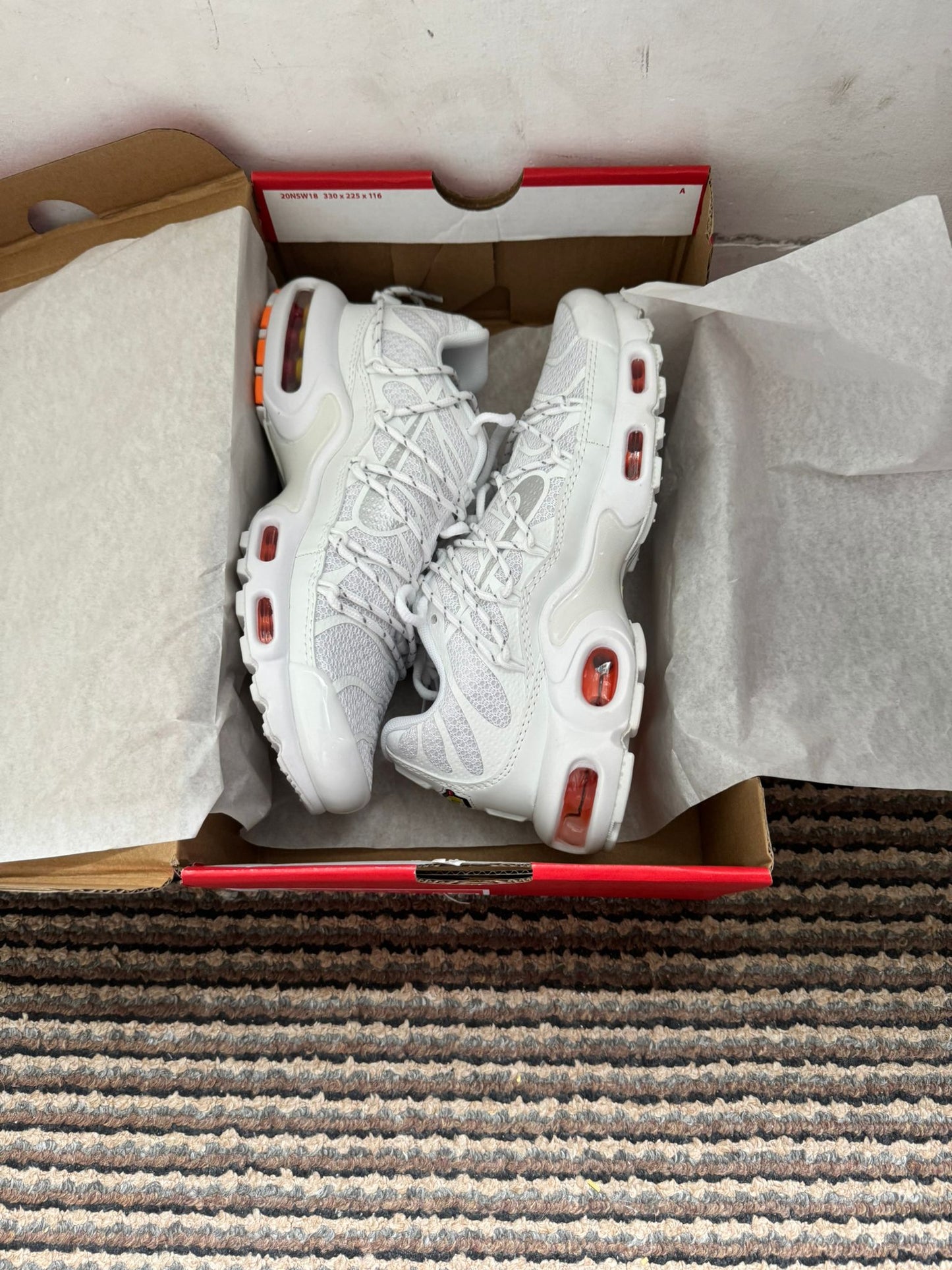 Nike Air max Plus Broj 41(Odmah dostupno)