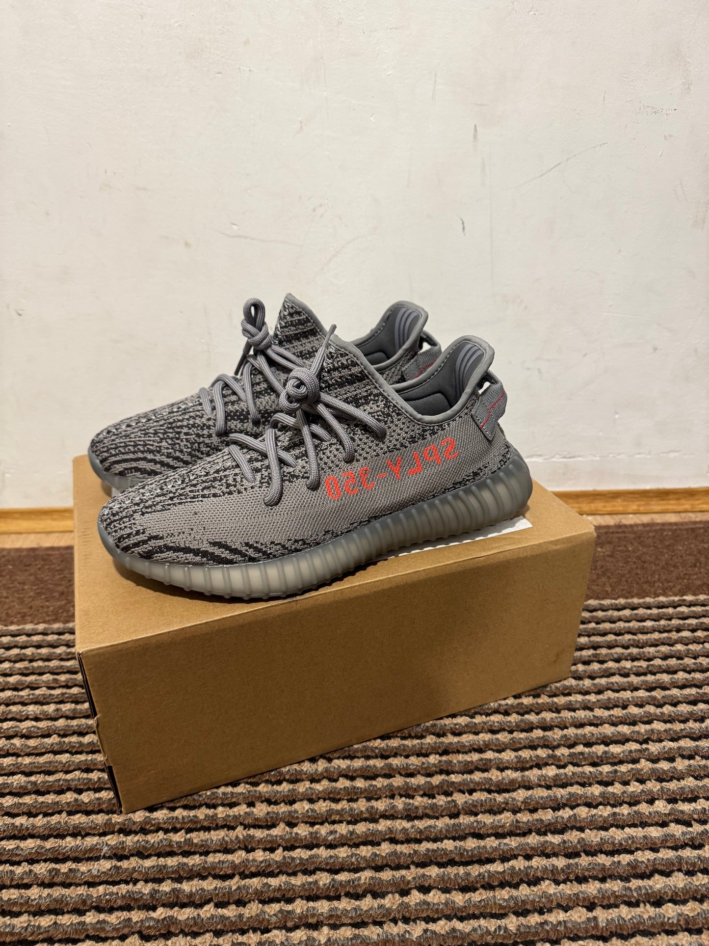 Yeezy 350 Beluga 2.0 Broj 42(Odmah Dostupno)