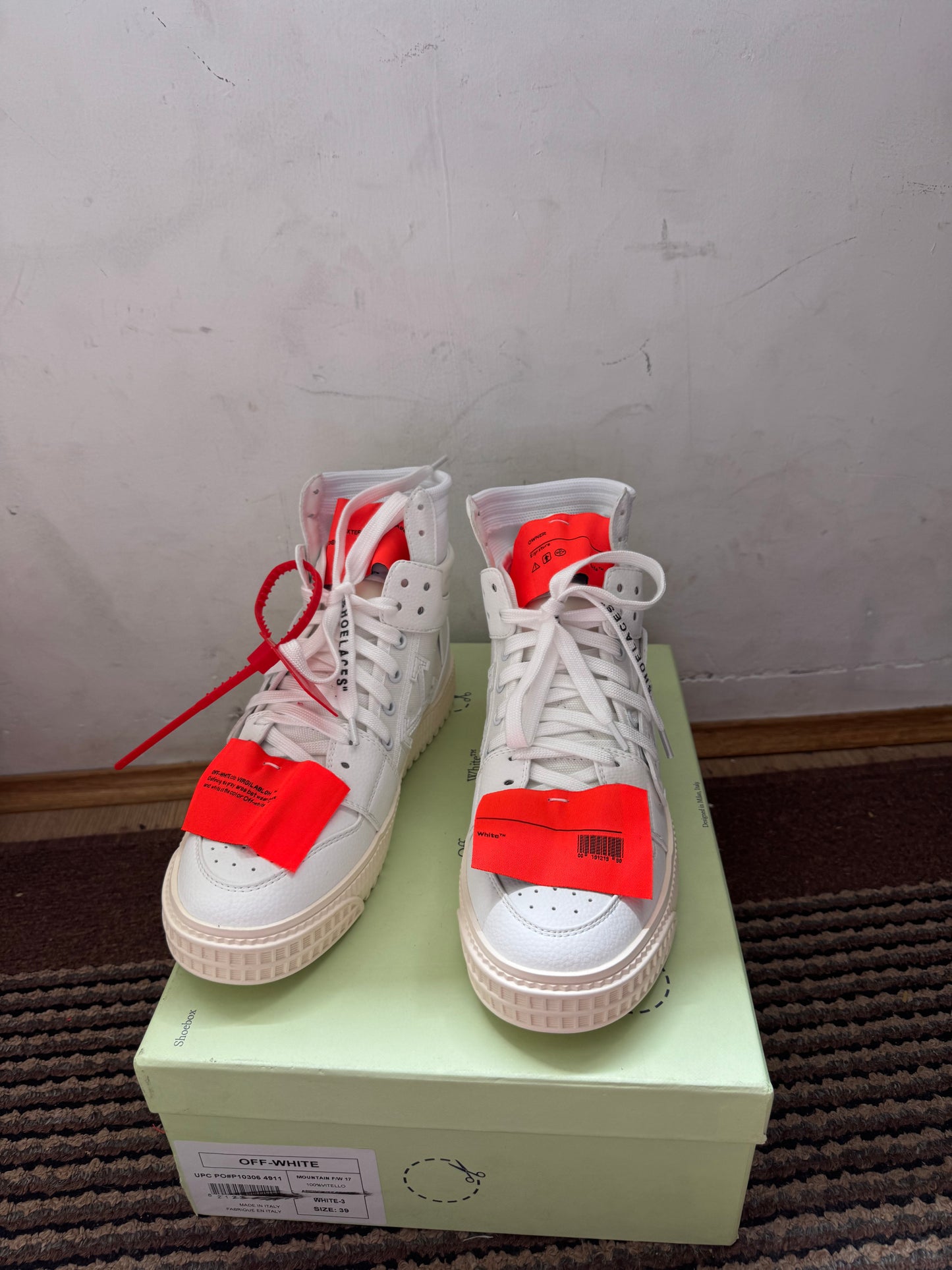 Off White Court Broj 36(Odmah dostupno)