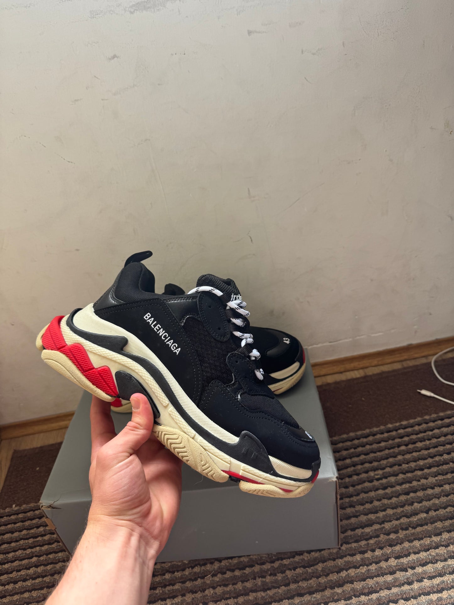 Balenciaga Triple S Broj 43(Odmah dostupno)