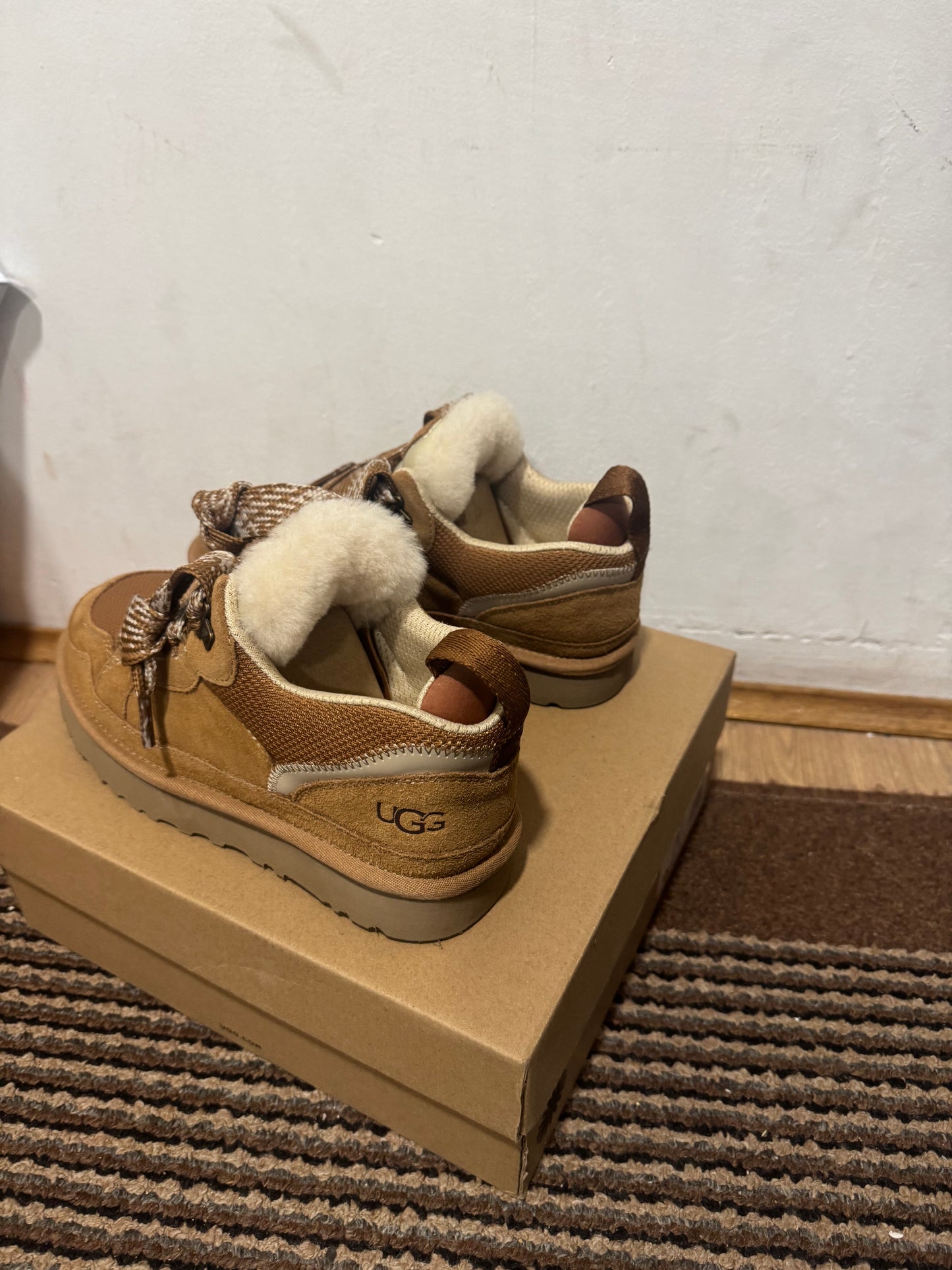 Ugg Broj 39(Odmah dostupno)