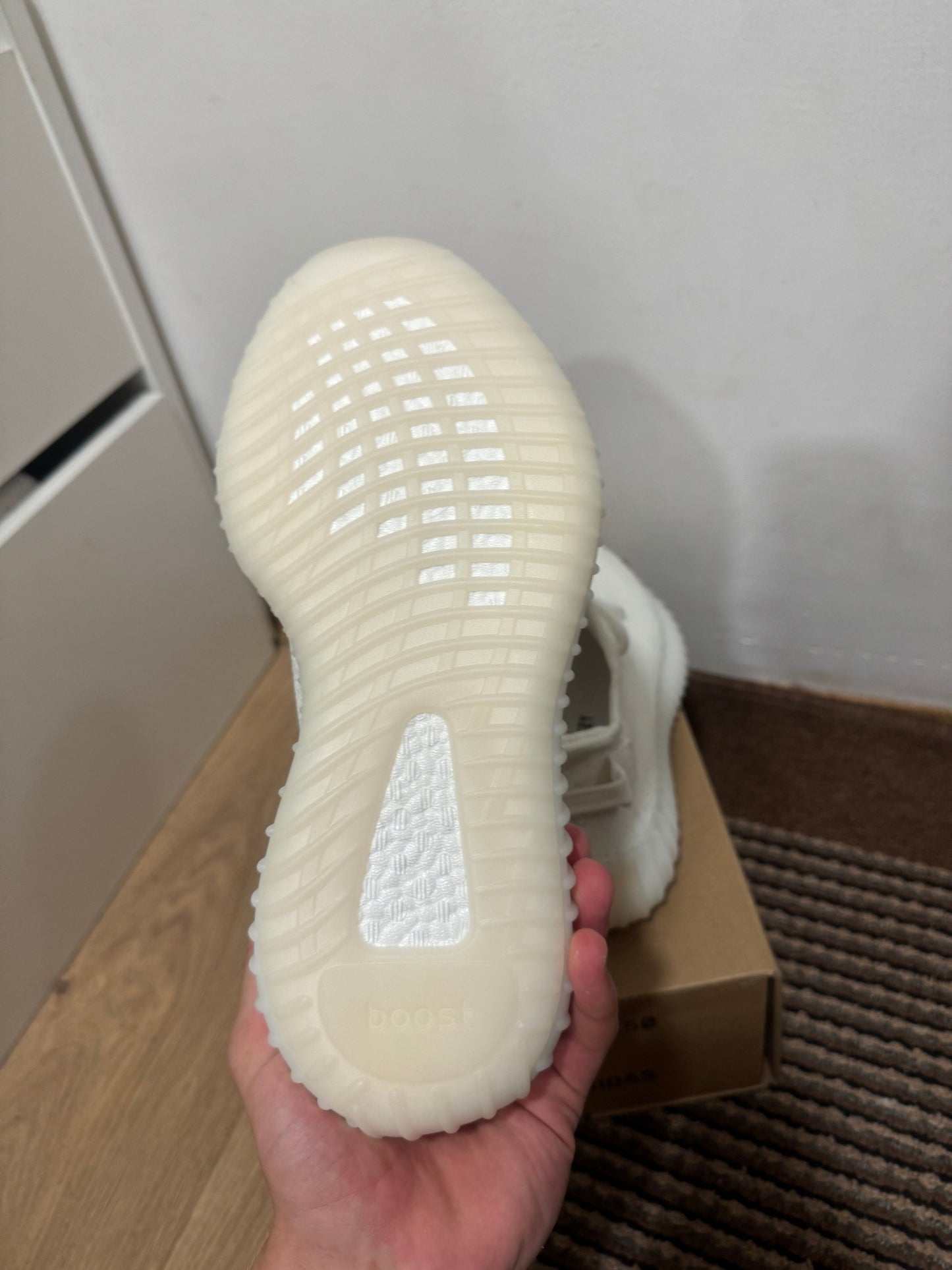 Yeezy350 Cream Broj 39,42(Odmah dostupno)