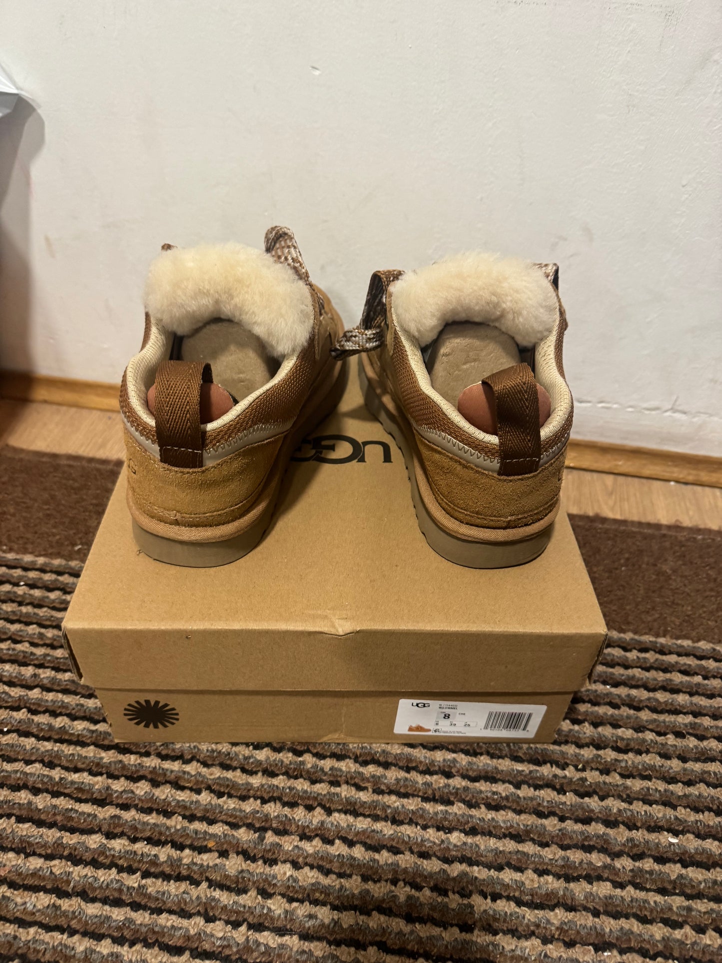 Ugg Broj 39(Odmah dostupno)