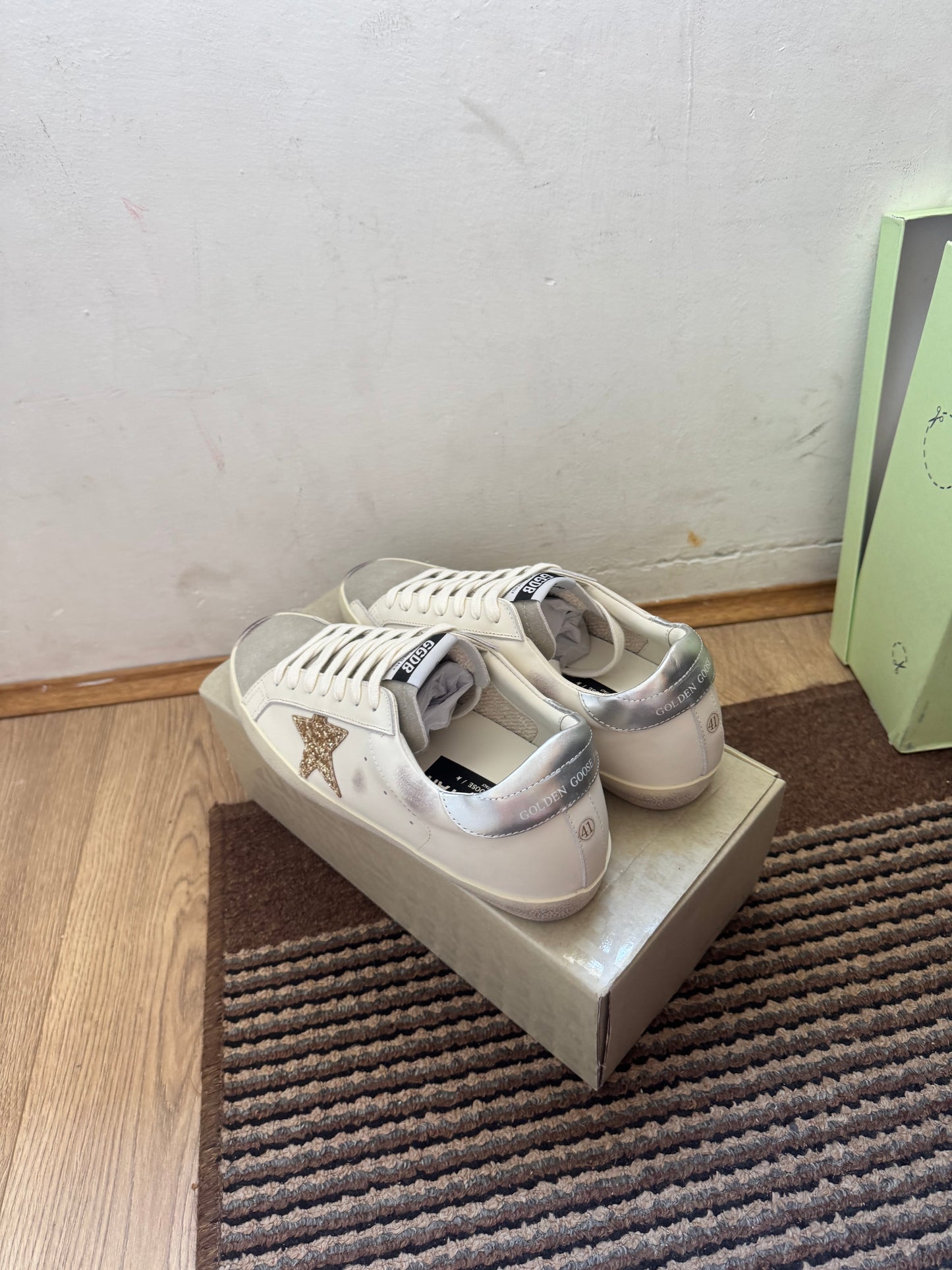 Golden Goose Broj 39,41(Odmah dostupno)