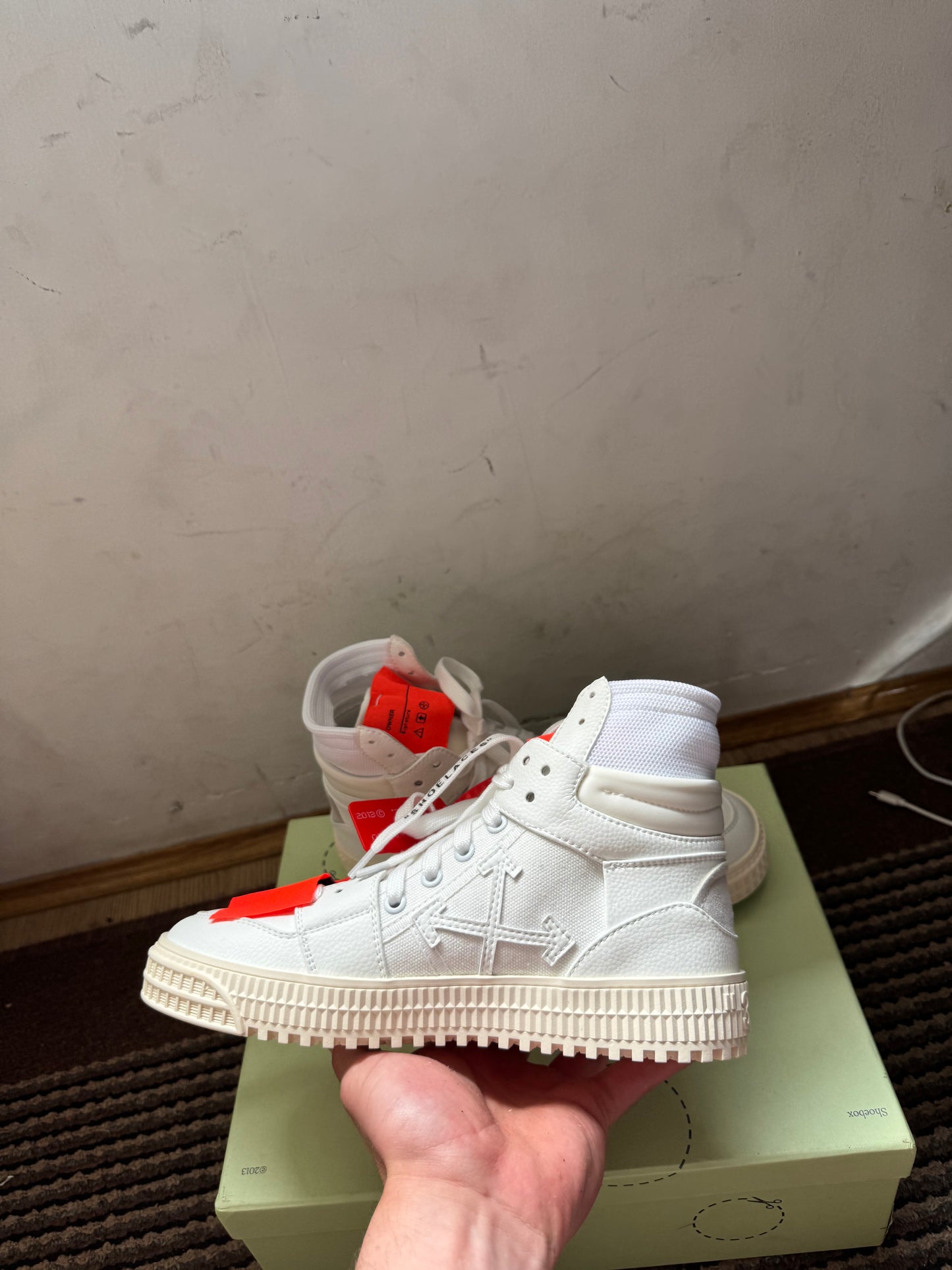 Off White Court Broj 36(Odmah dostupno)