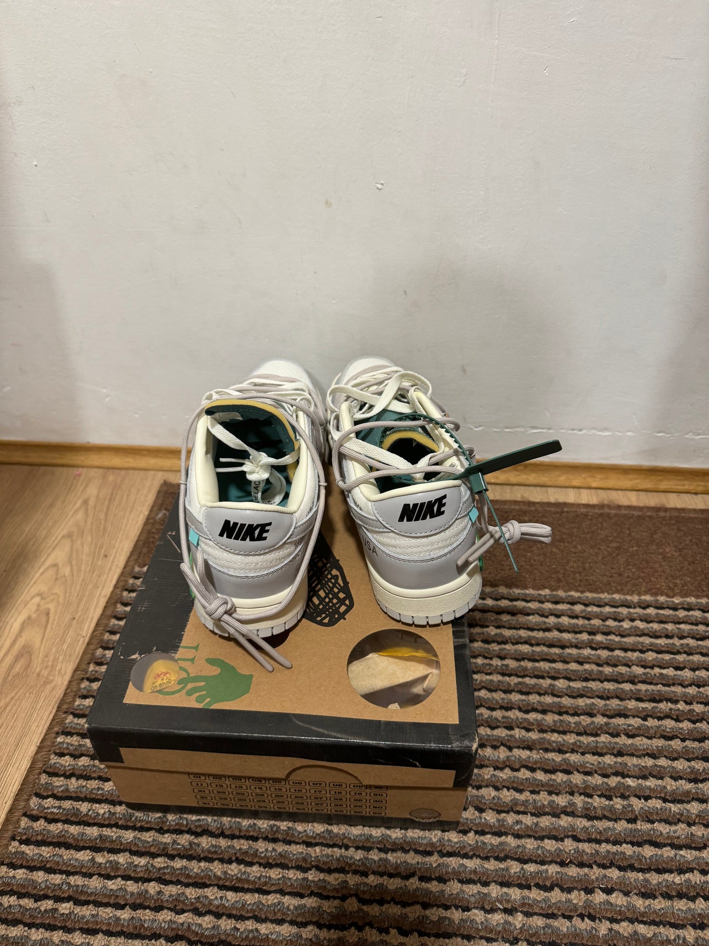 Off White dunk Lot 42 Broj 39(Odmah dostupno)