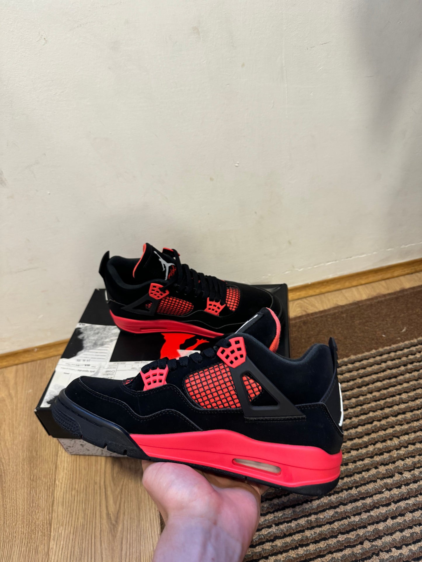 Jordan 4 Red Thunder Broj 47(Odmah dostupno)