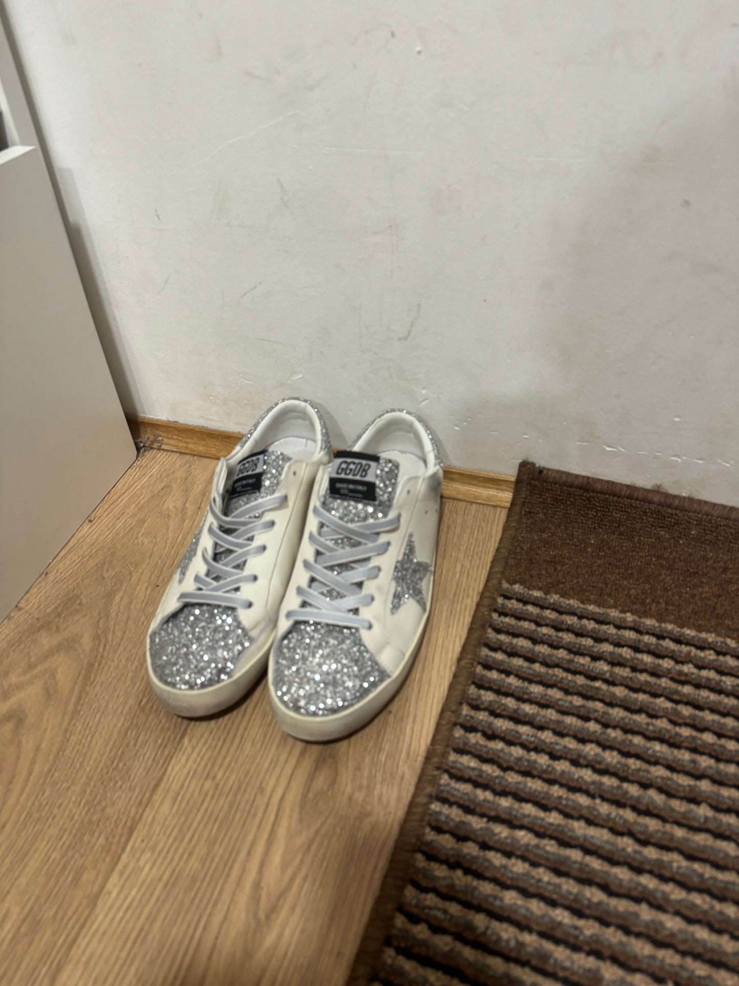 Golden Goose Diamond Star Broj 39 (Nosene Dva puta!!!)(Odmah dostupno)