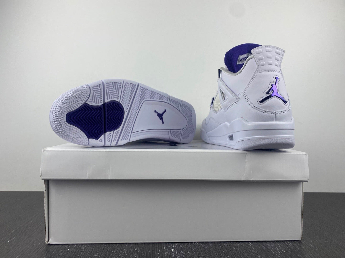 Jordan 4 Metalic Purple