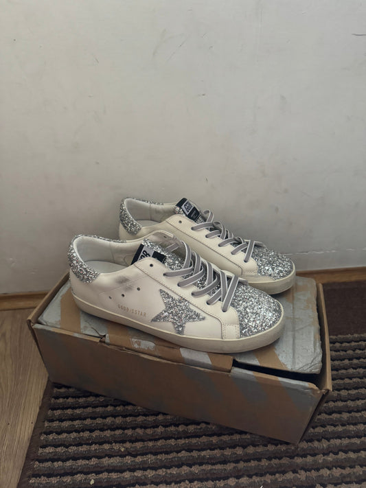 Golden Goose Diamond Star Broj 39 (Nosene Dva puta!!!)(Odmah dostupno)