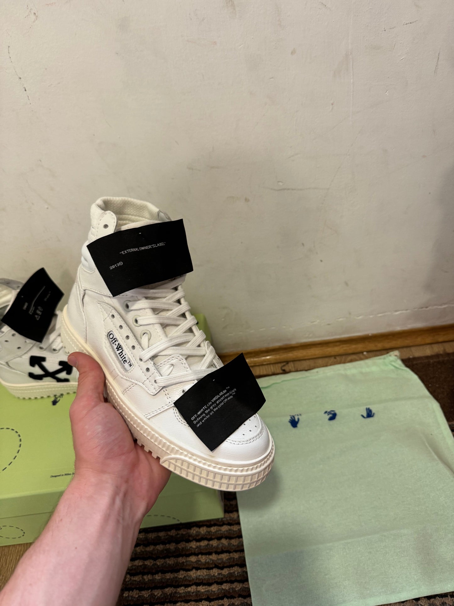 Off White Court Broj 40(Odmah dostupno)