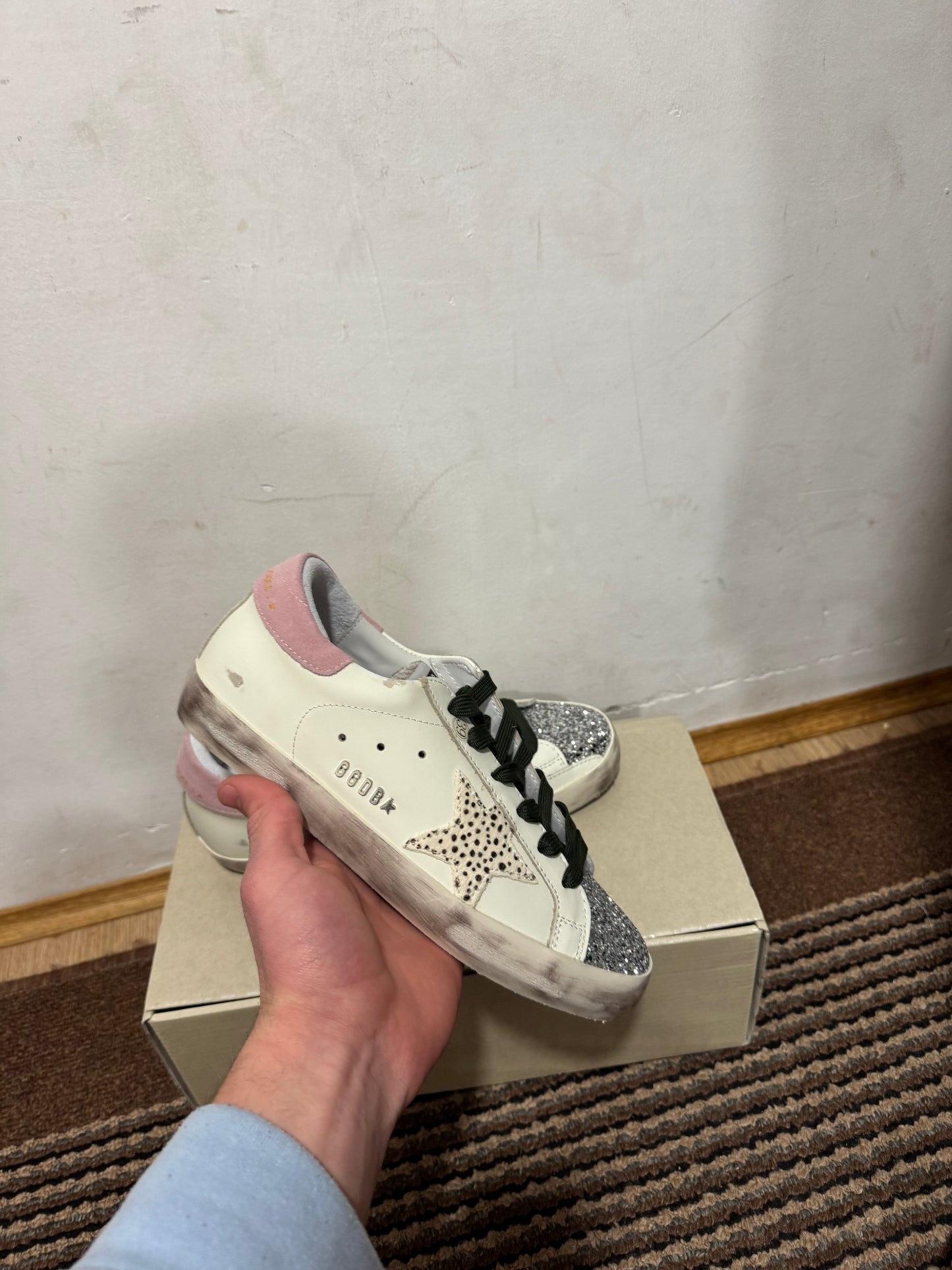Golden Goose Broj 40(Odmah dostupno)