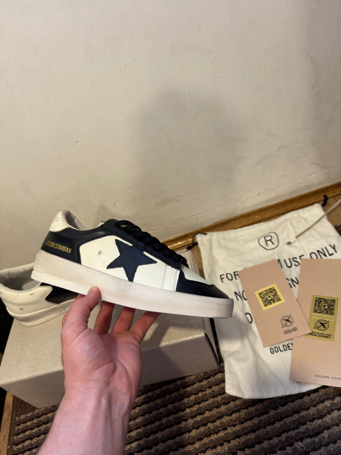 Golden Goose Broj 40(Odmah dostupno)