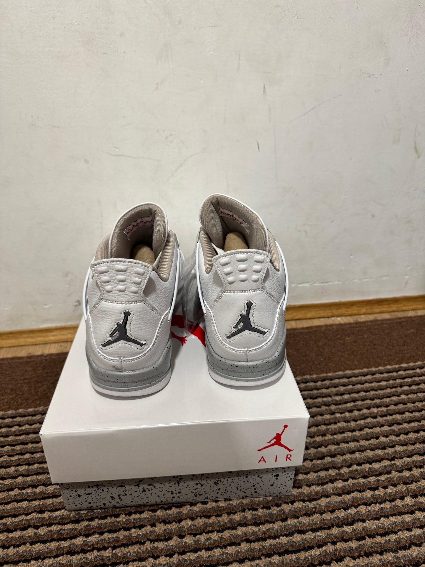 Jordan 4 Oreo Broj 38(Odmah dostupno)