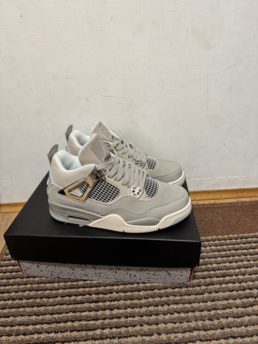 Jordan 4 Frozen Moment Broj 39(Odmah dostupno)