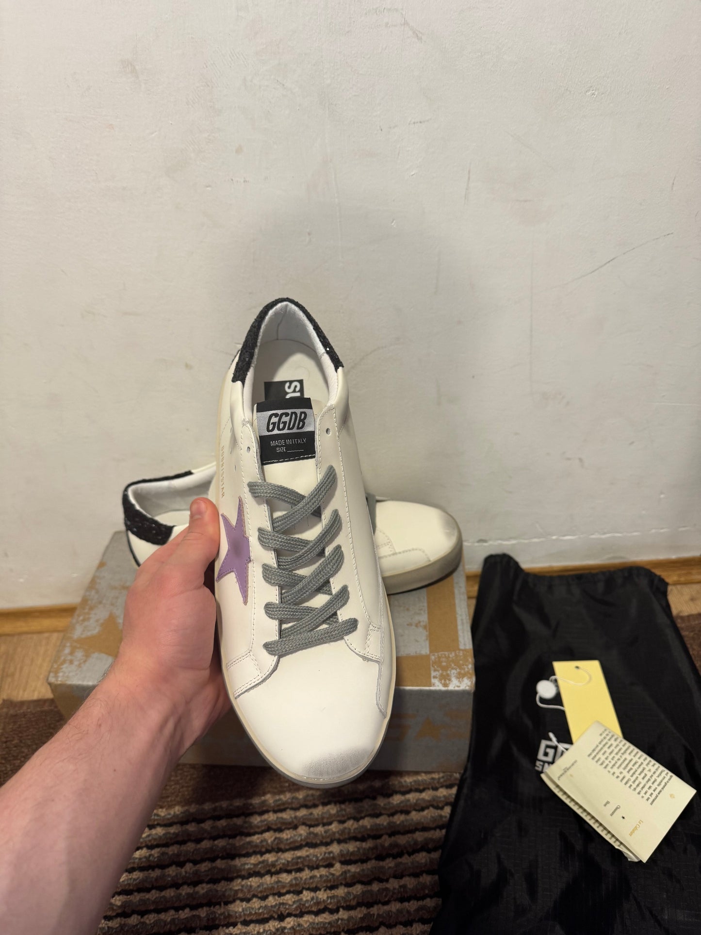 Golden Goose Broj 44 (Odmah dostupno)