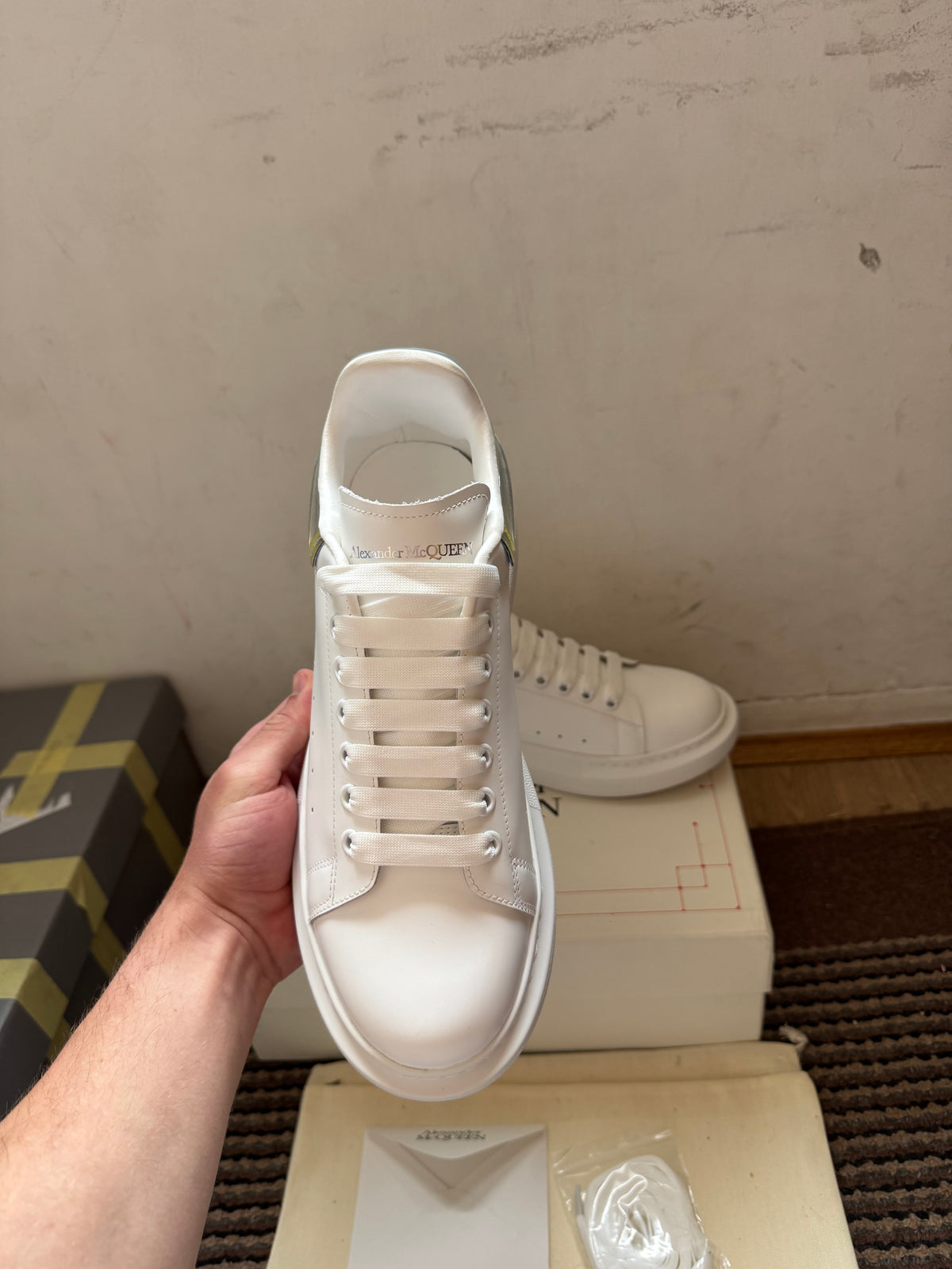 Alexander McQueen Broj 44(Odmah Dostupno)