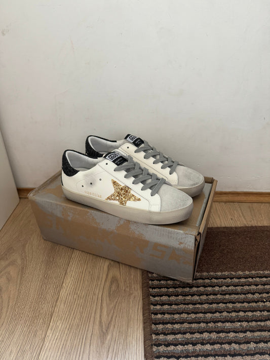 Golden Goose Broj 38,43(Odmah dostupno)
