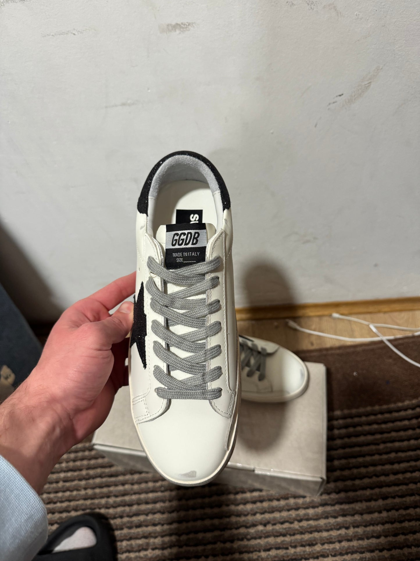 Golden goose 37,41(Odmah dostupne)
