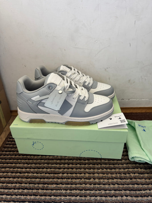 Off White Out of Office Broj 44(Odmah dostupno)