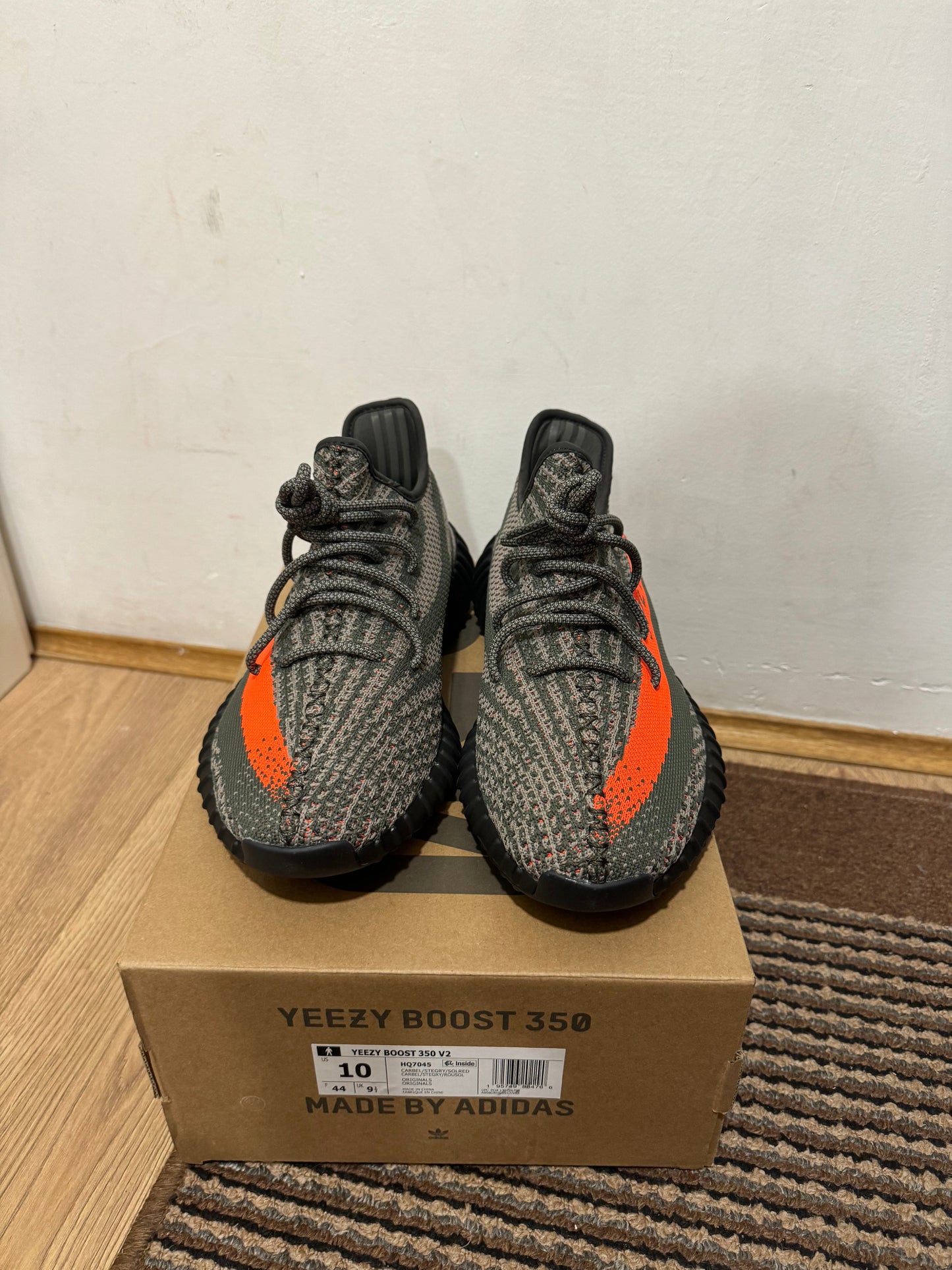 Yeezy 350 Carbon Beluga Broj 38,46,47(Odmah Dostupno)