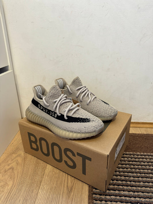 Yeezy 350 Slate Broj 37,39,42(Odmah dostupno)