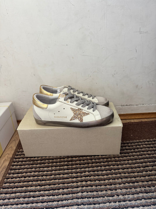Golden Goose Broj 38,40(Odmah dostupno)