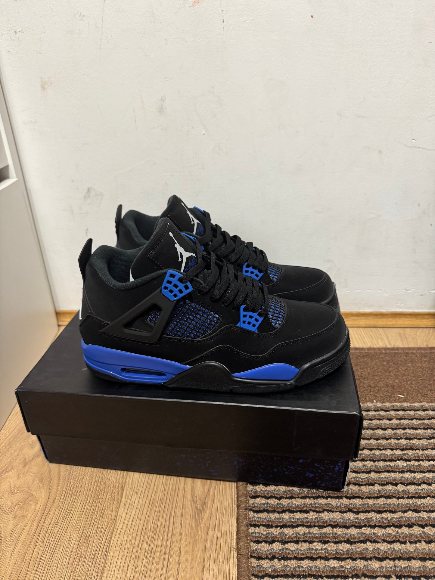 Jordan 4 Blue Thunder Broj 44 (Odmah dostupno)