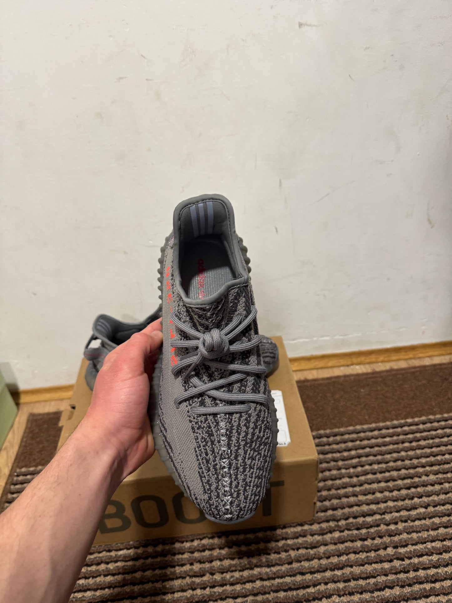 Yeezy 350 Beluga 2.0 Broj 42(Odmah Dostupno)
