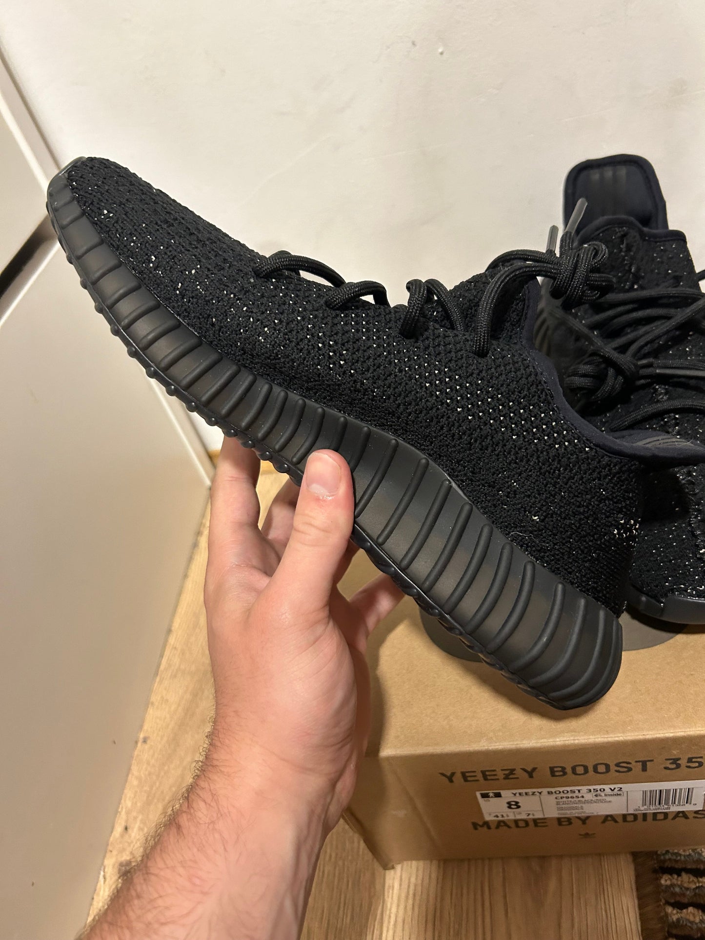 Yeezy 350 Oreo Broj 41(Odmah dostupno)
