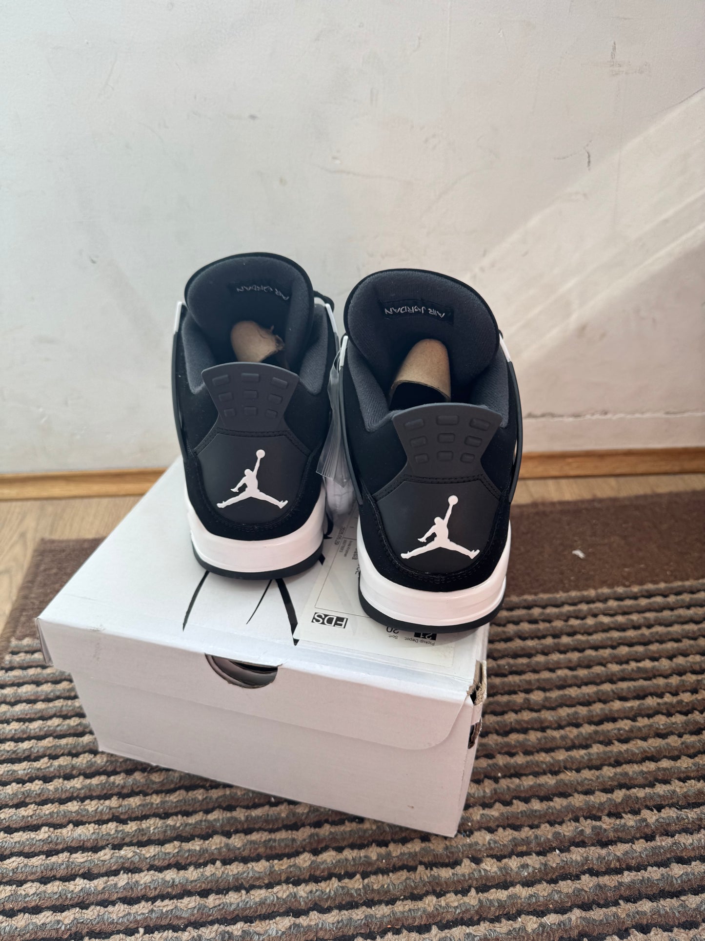 Jordan 4 White Thunder Broj 36(Odmah dostupno)