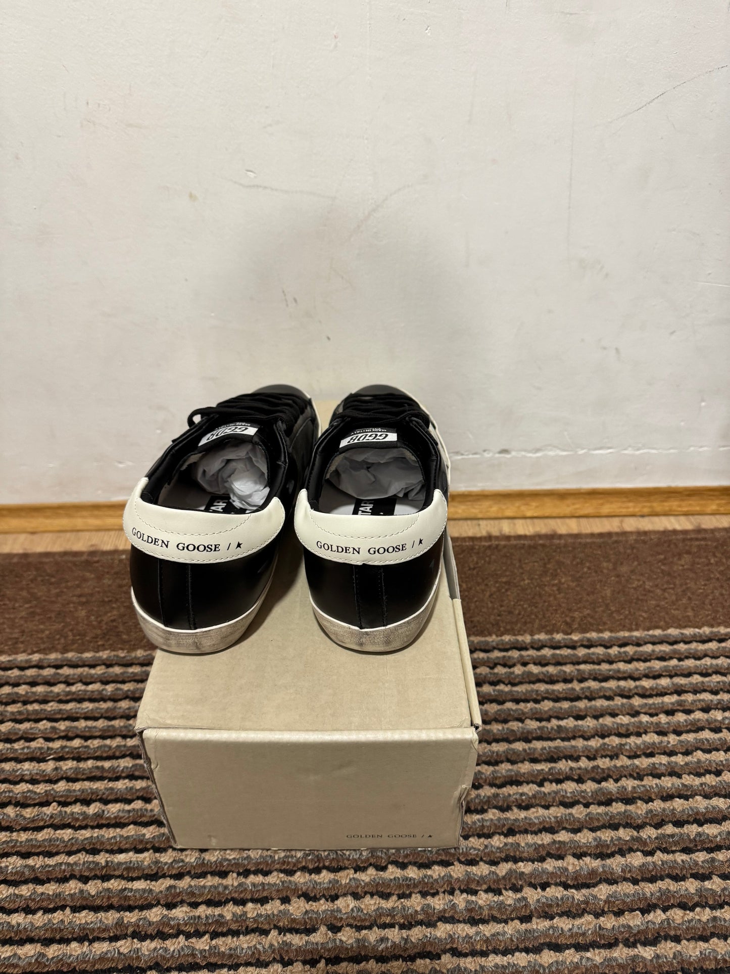 Golden Goose Broj 42,45(Odmah dostupno)