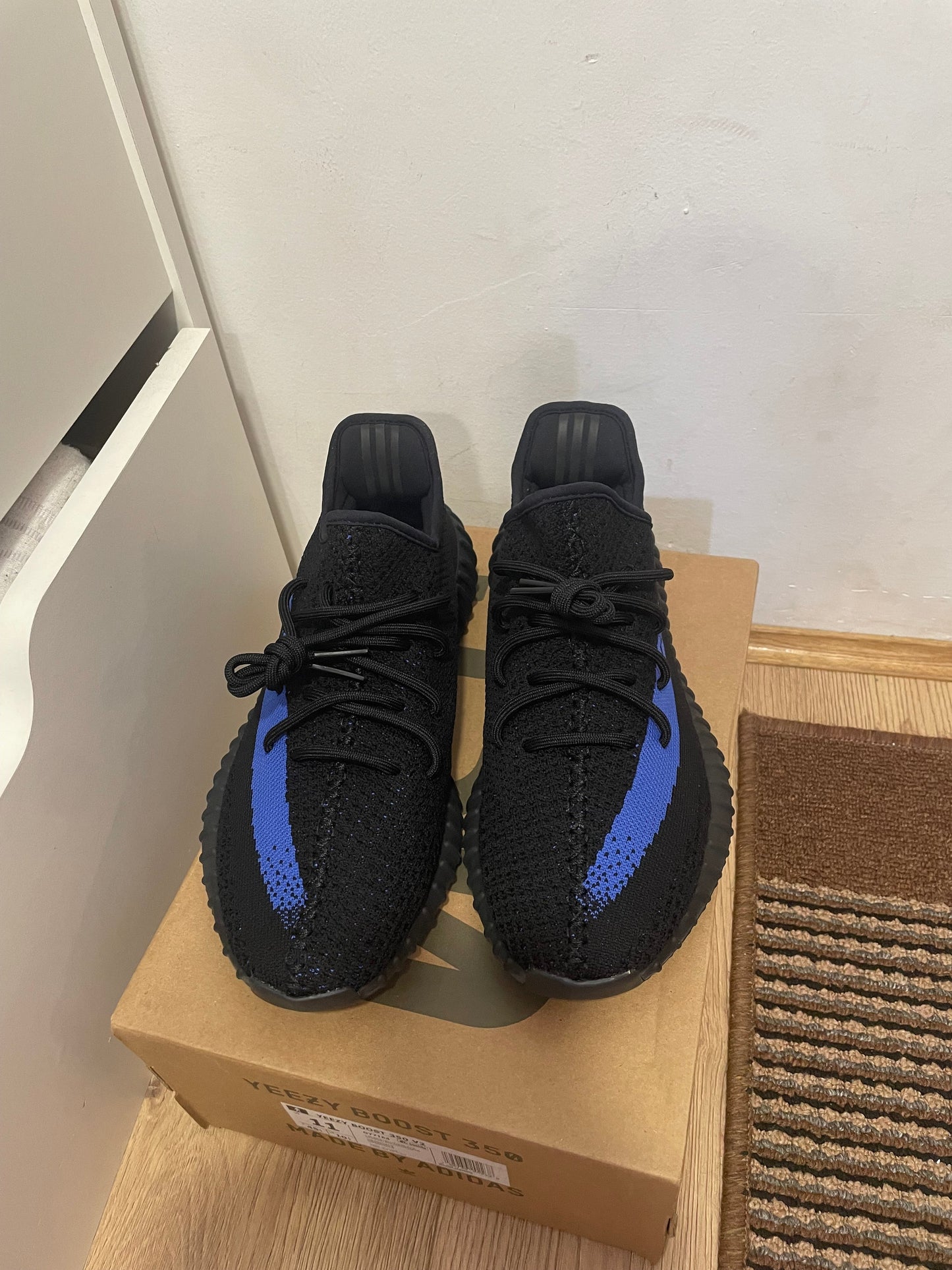 Yeezy 350 Dazzling Blue Broj 41(Odmah dostupno)
