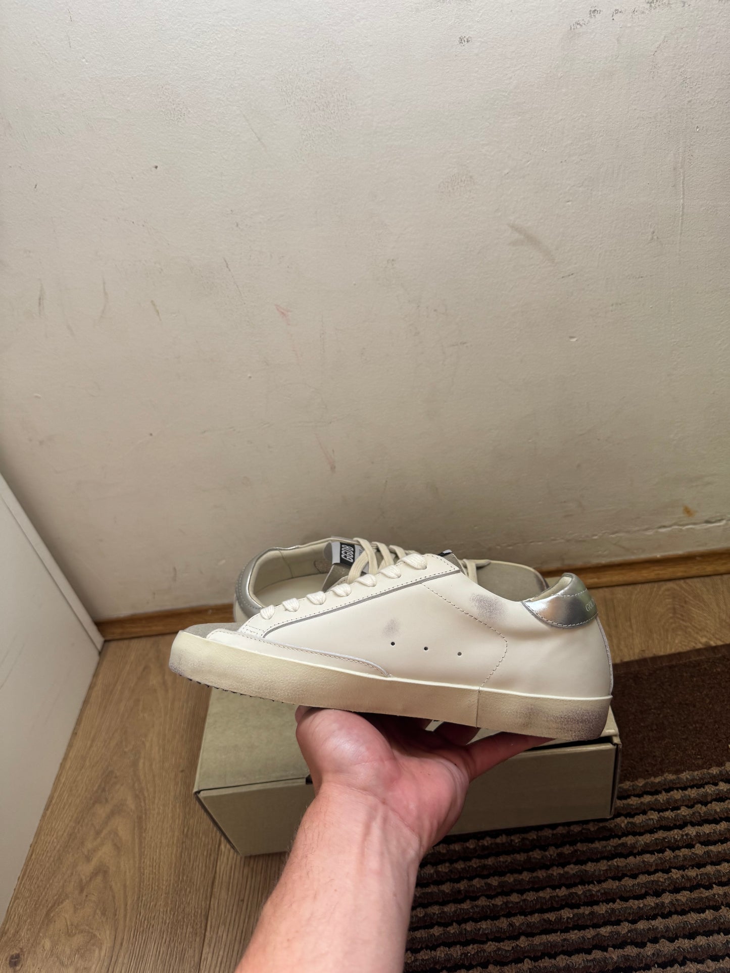 Golden Goose Broj 39,41(Odmah dostupno)