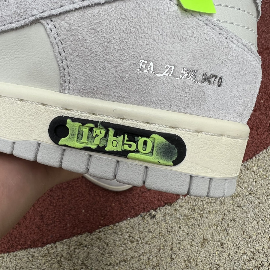 Off white dunk low lot 17