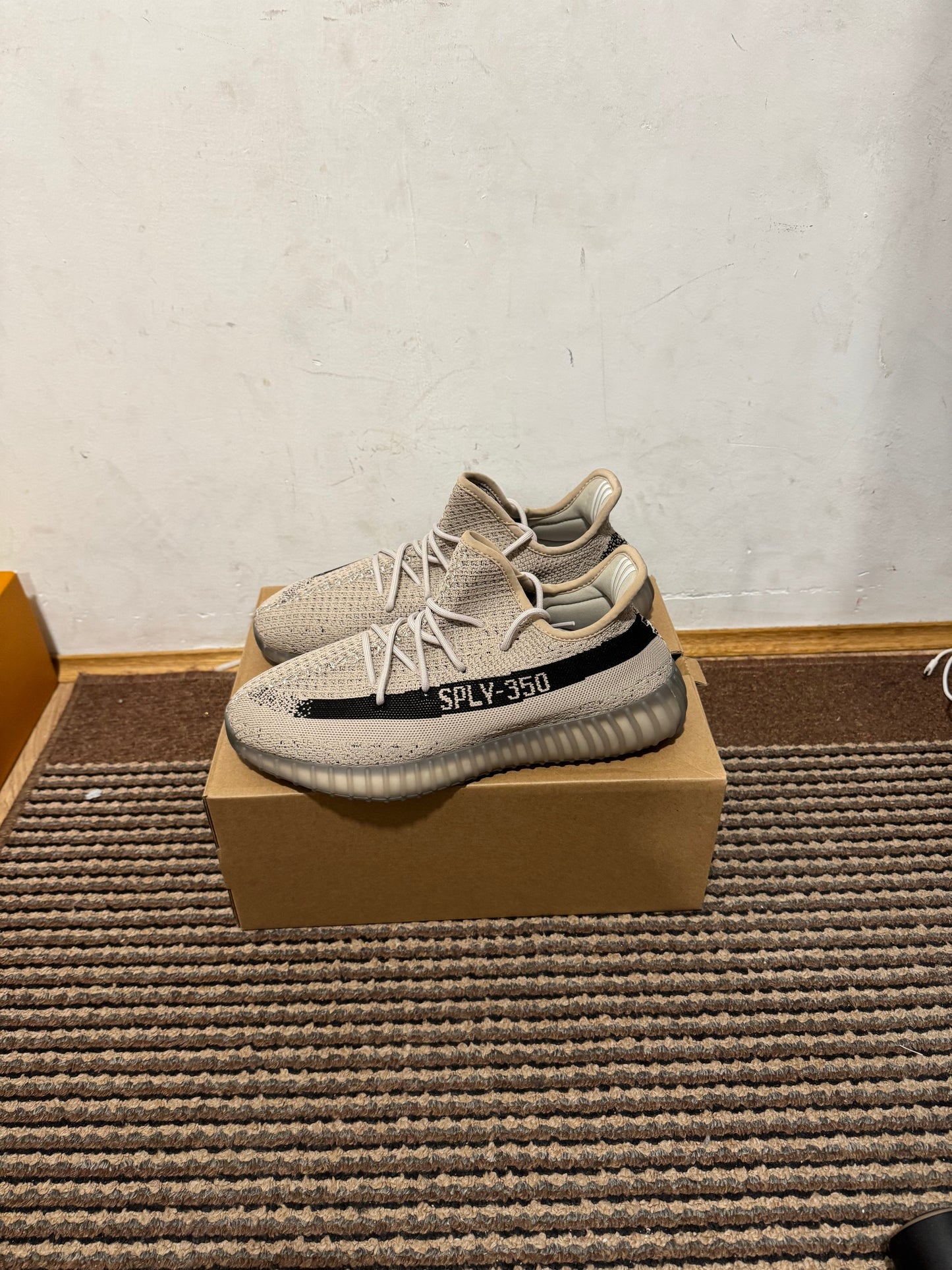 Yeezy 350 Salt Broj 45(Odmah dostupno)