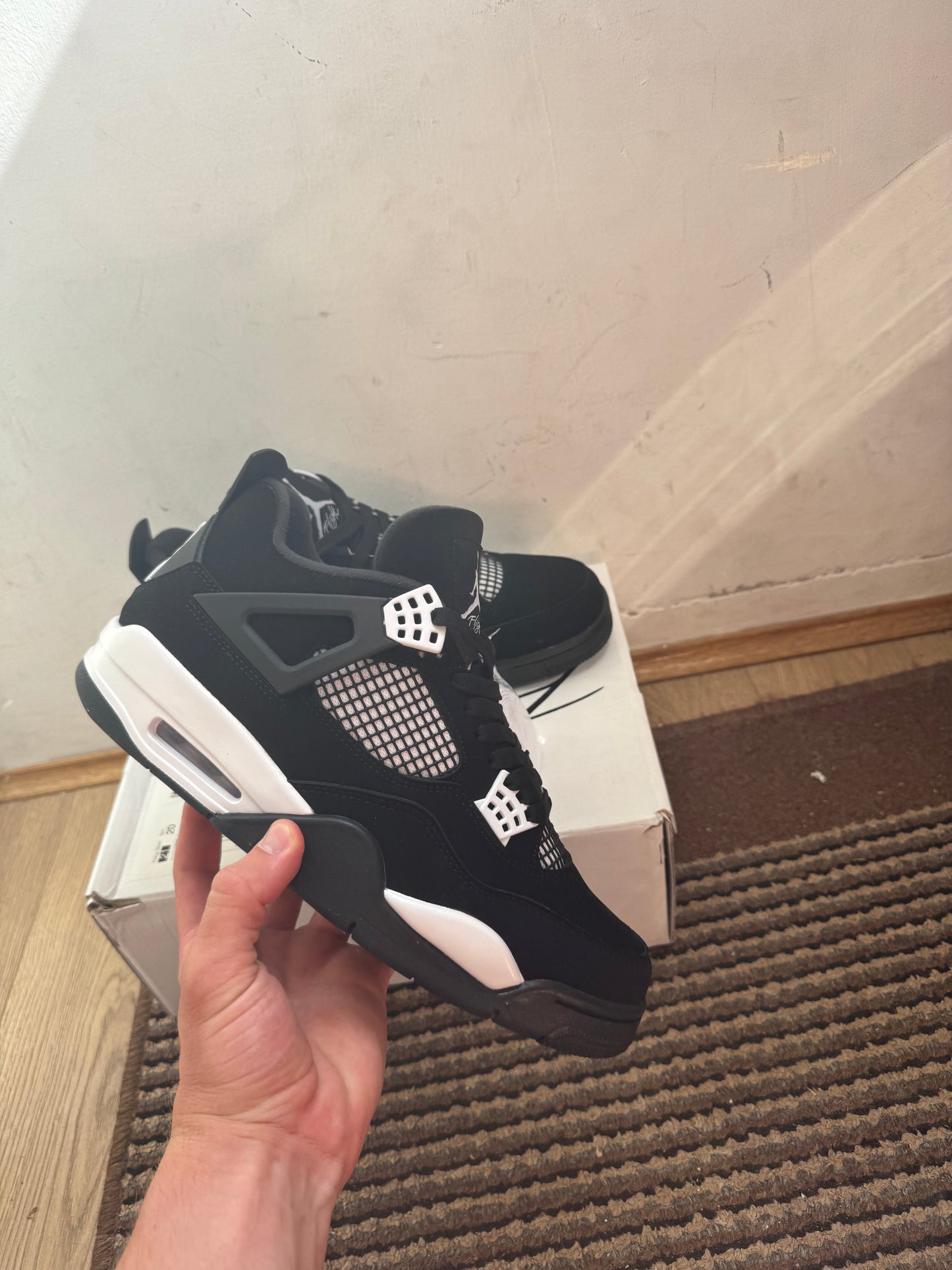 Jordan 4 White Thunder Broj 36(Odmah dostupno)
