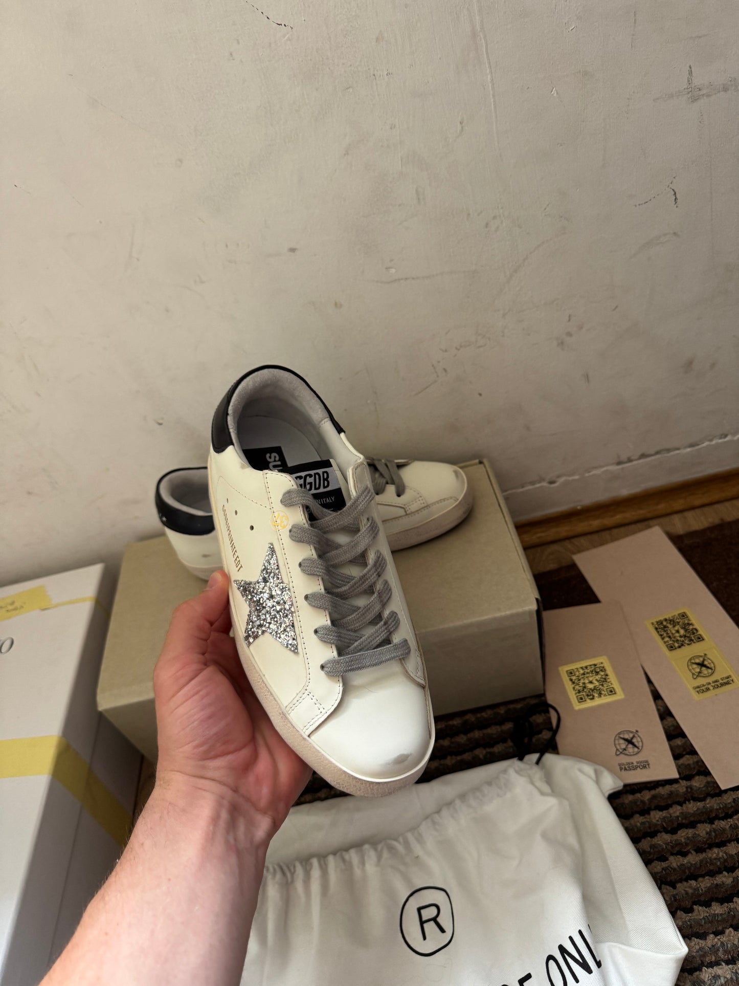 Golden Goose Broj 40(Odmah dostupno)