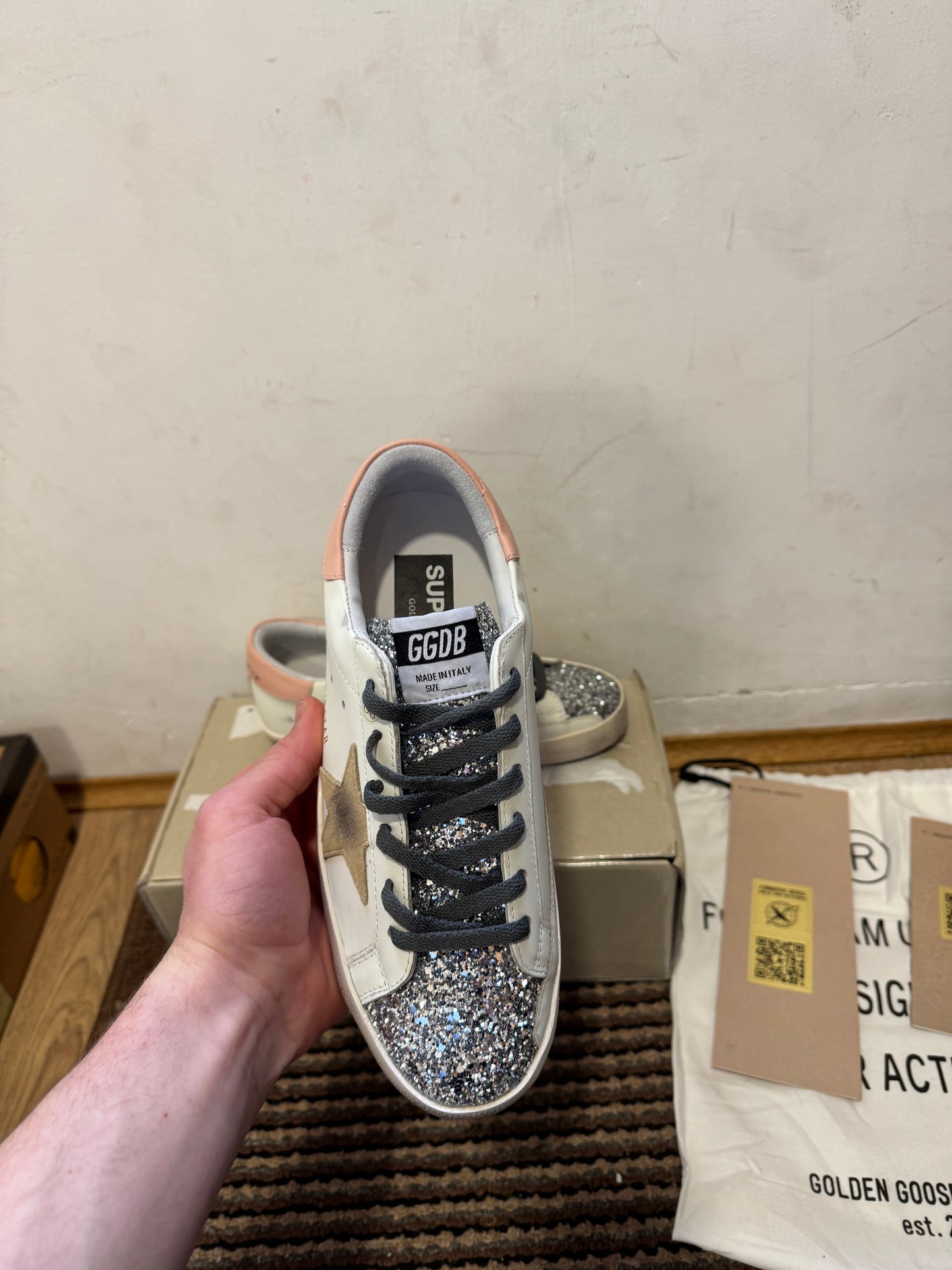 Golden Goose Broj 39 (Odmah dostupno)