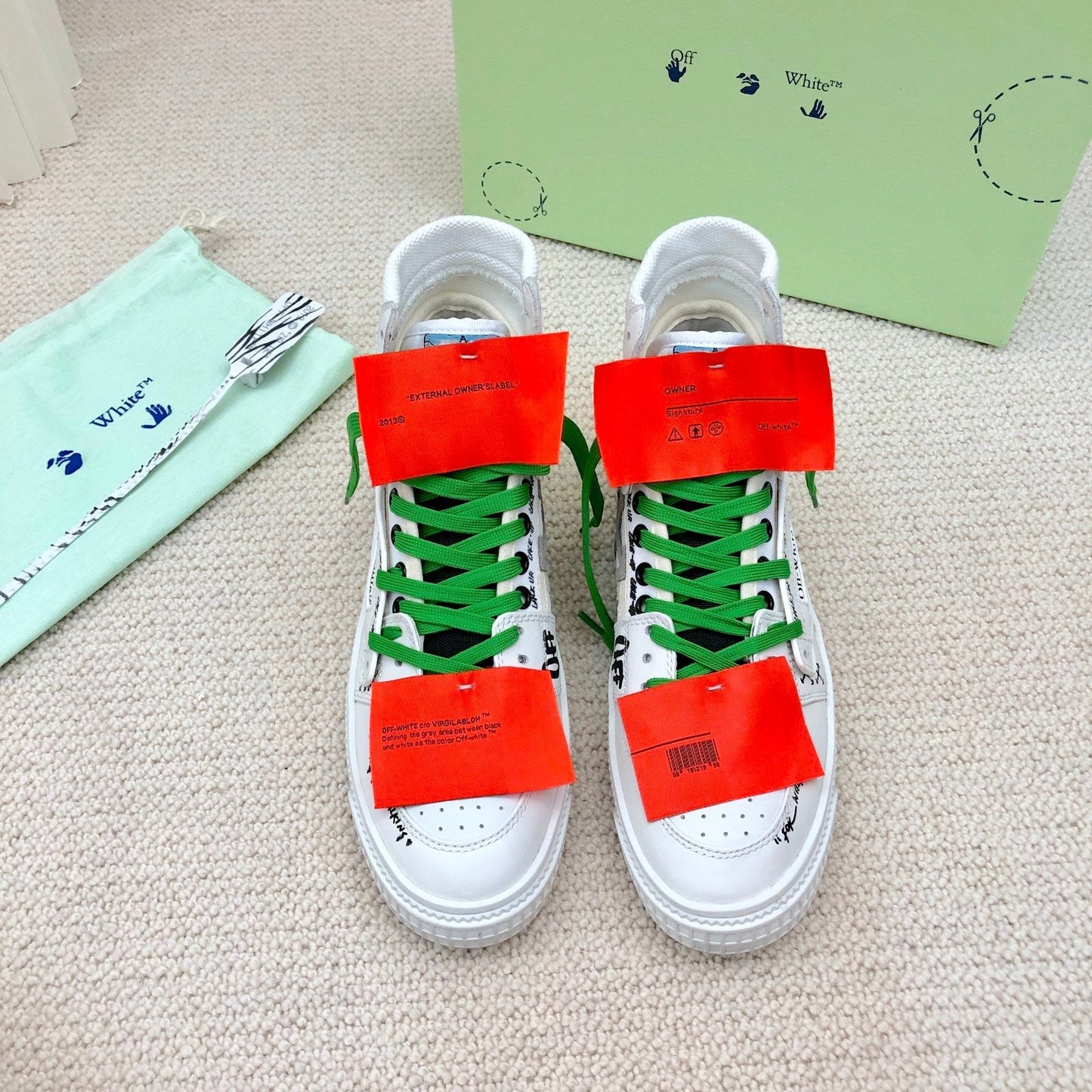 OFF-WHITE Court