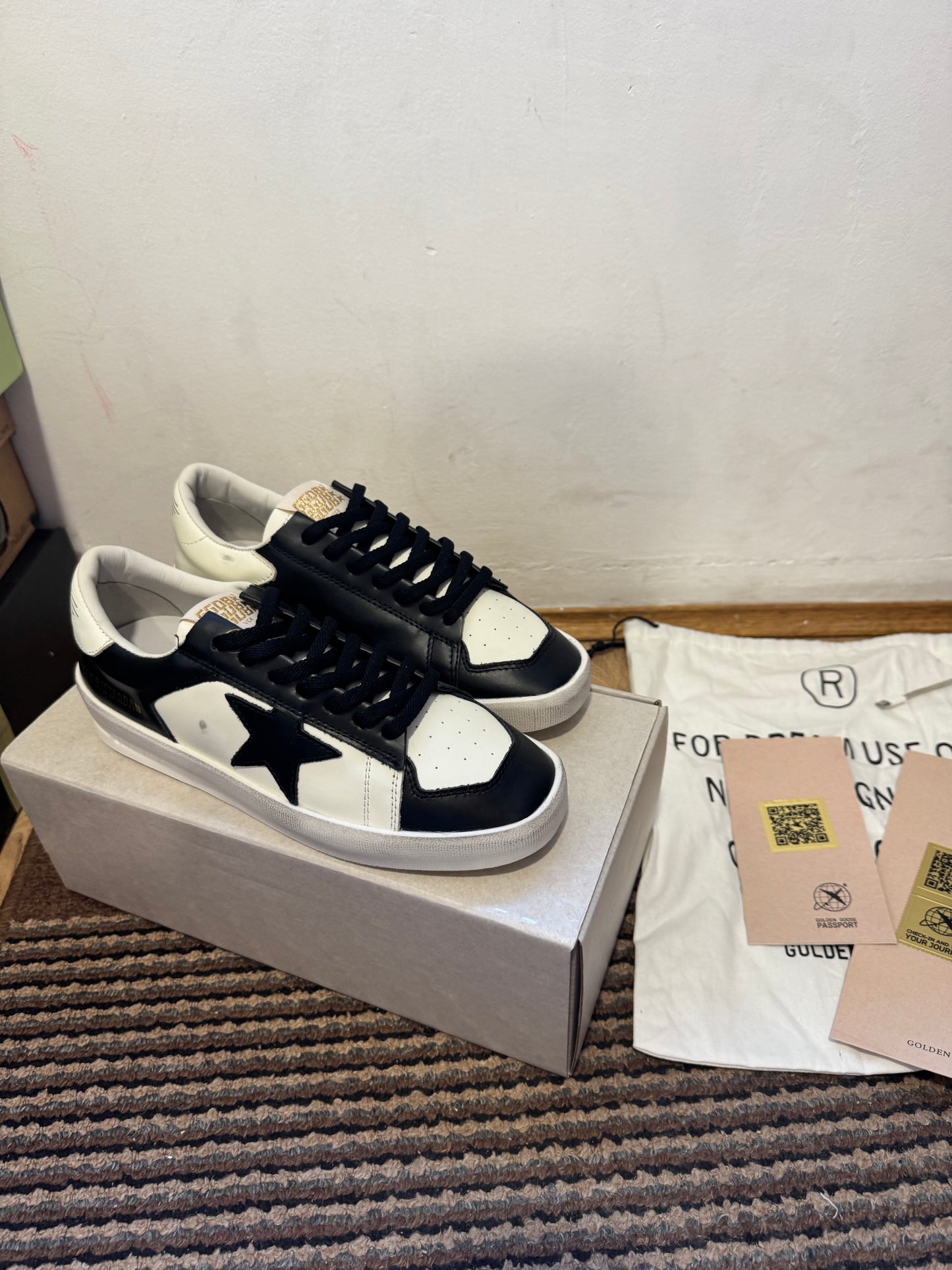 Golden Goose Broj 40(Odmah dostupno)