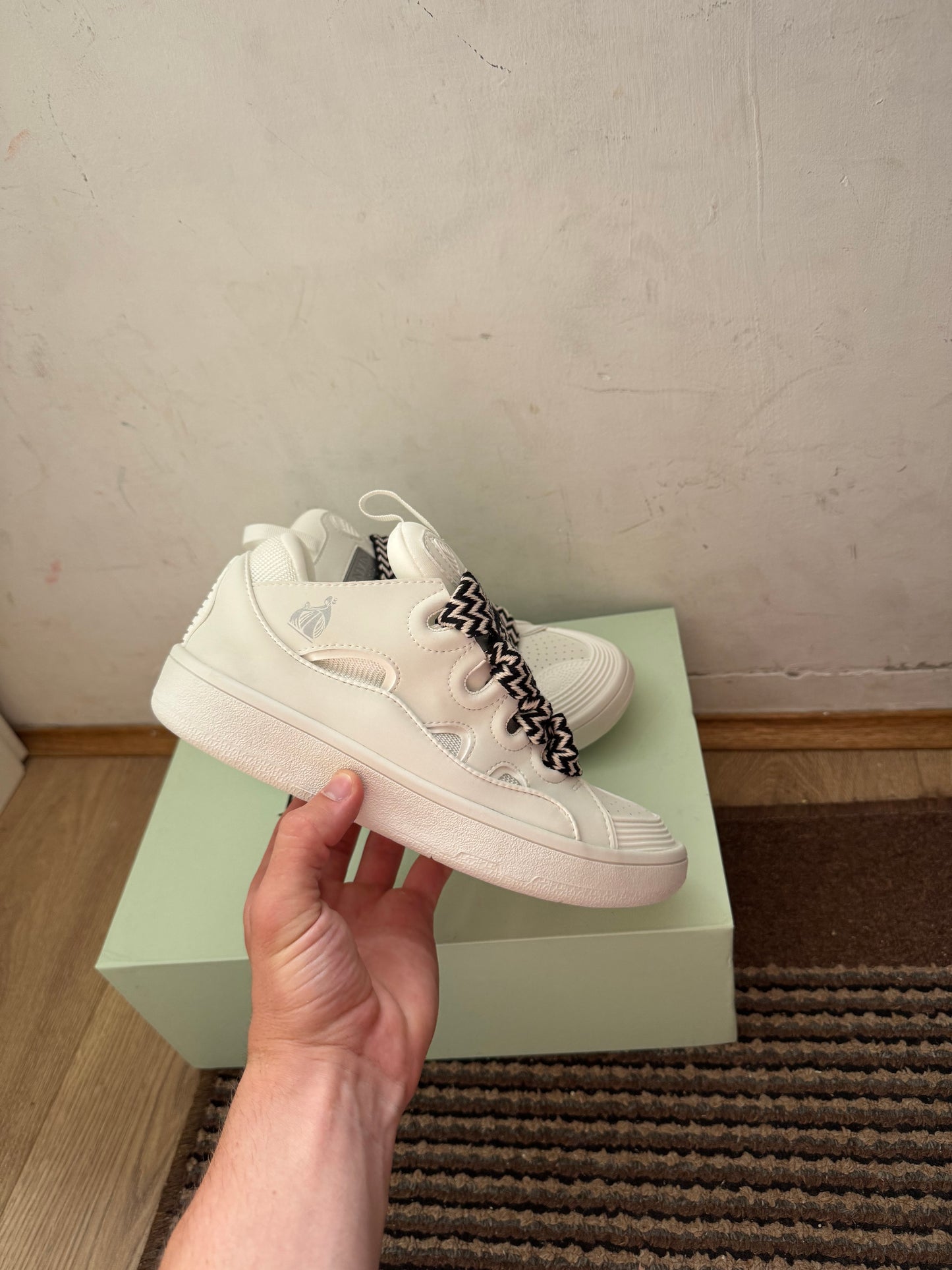 Lanvin Broj 39(Odmah dostupno)