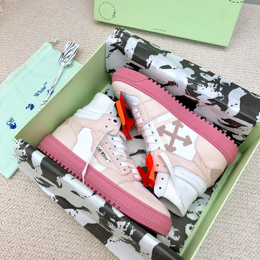 OFF-WHITE Court