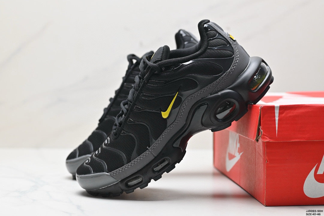 Nike Air Max Plus