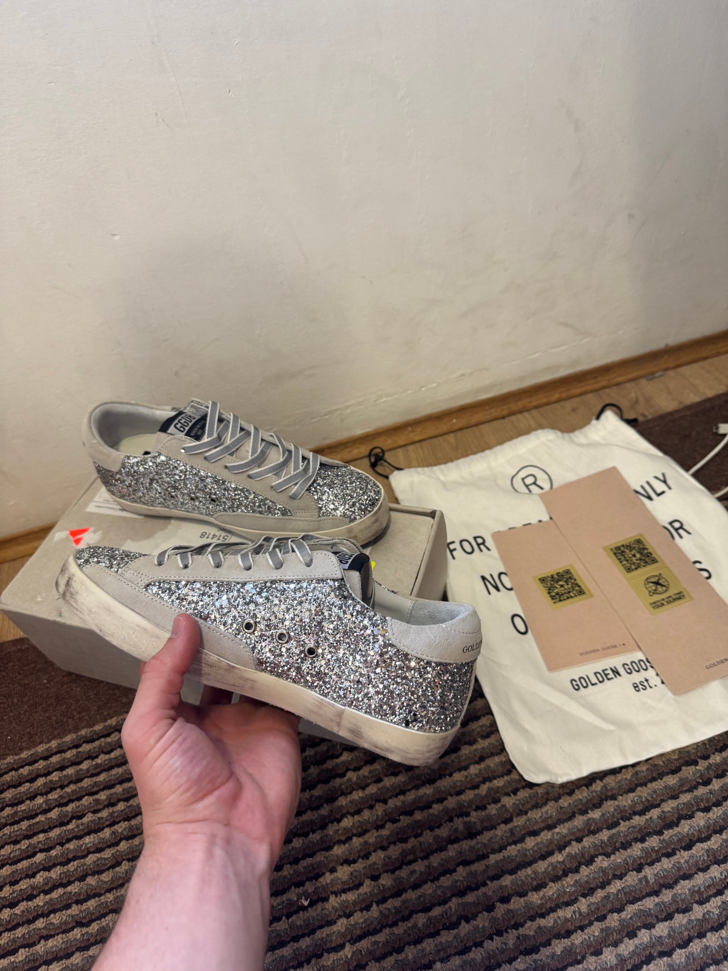 Golden Goose Broj 40(Odmah dostupno)