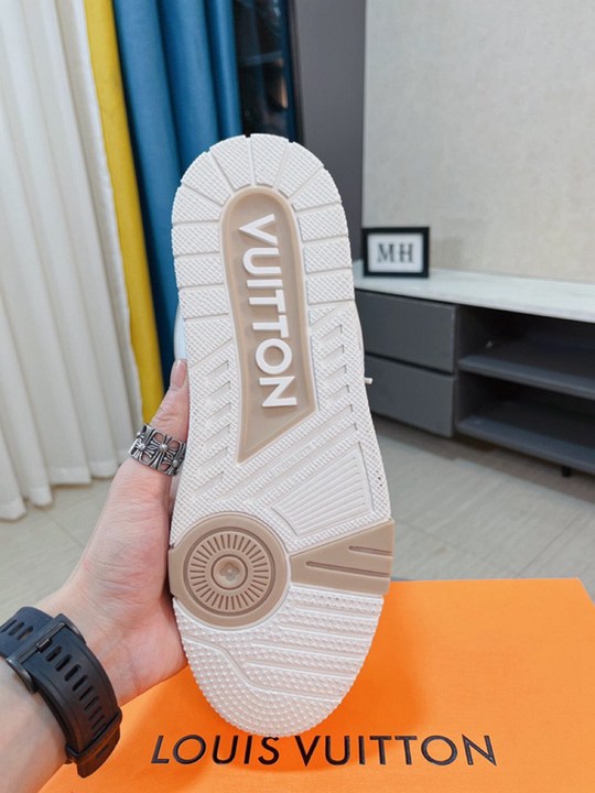 LV Skate