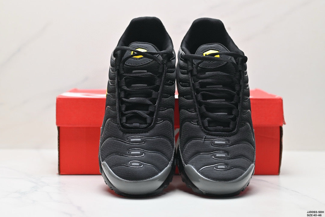 Nike Air Max Plus